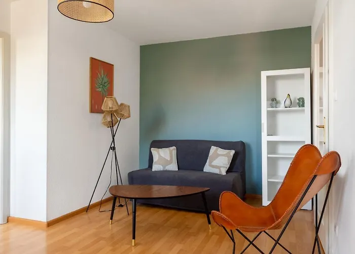 Travel Homes - The Nils, Cosy & Cute With Parking 公寓 科尔马